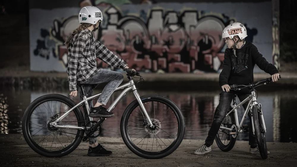 Early Rider, Belter 24, Street-Kinderrad 2023 Early Rider, Belter 24, Street-Kinderrad 2023 -Fahrrad Serie Laden belter24 gallery desktop 2